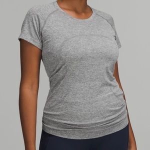 Lululemon swiftly tech short sleeve shirt 2.0 slate/white